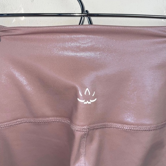 Beyond Yoga Pearlized High Waist Leggings - Picture 9 of 12